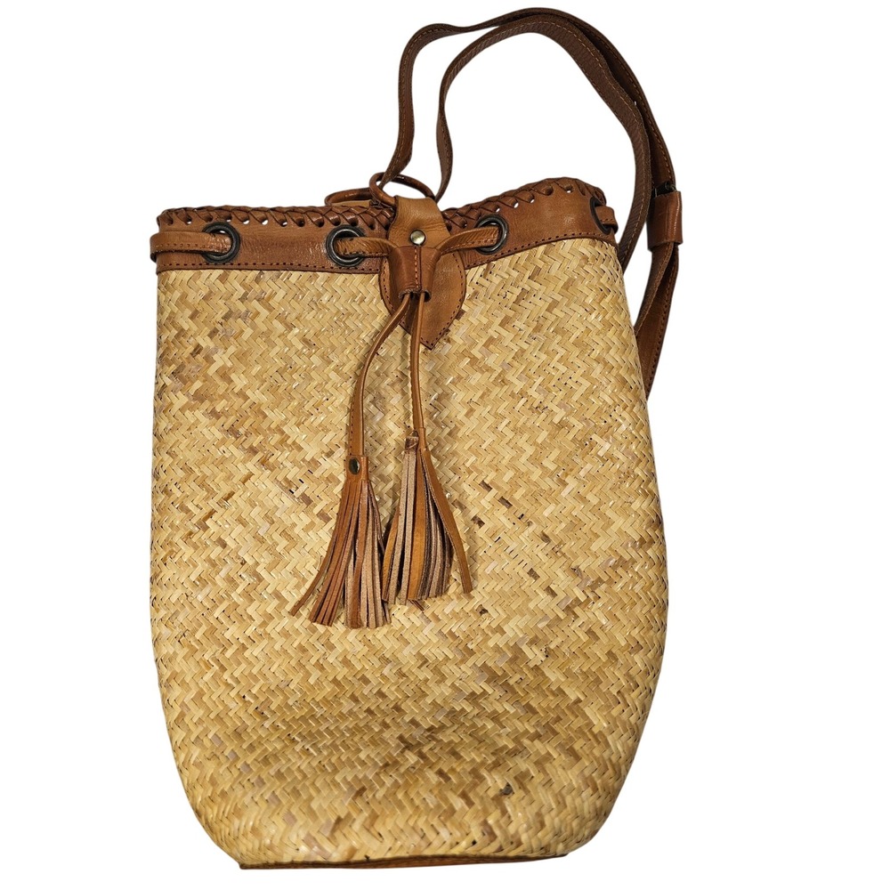 Street Level Woven Straw Bucket Bag Leather Trim Tassel Drawstring Tan Brown